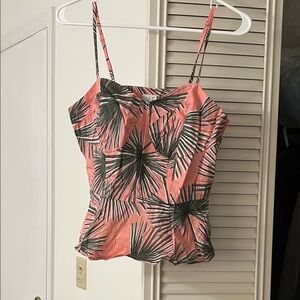 a new day Coral and Green Leaf Print Camisole